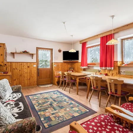 Samont 7 Apartment